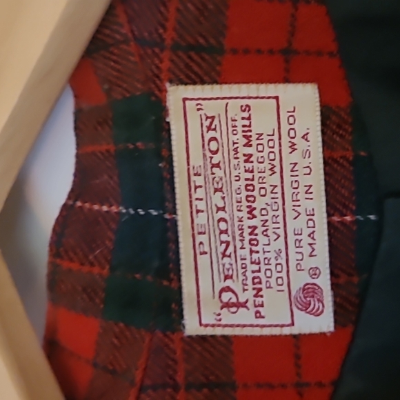 Pendleton 100% wool blazer - Picture 2 of 3